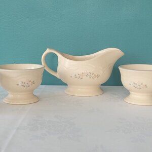 Remembrance Pfaltzgraff Gravy Boat with 4 Pedestal Compote Dishes